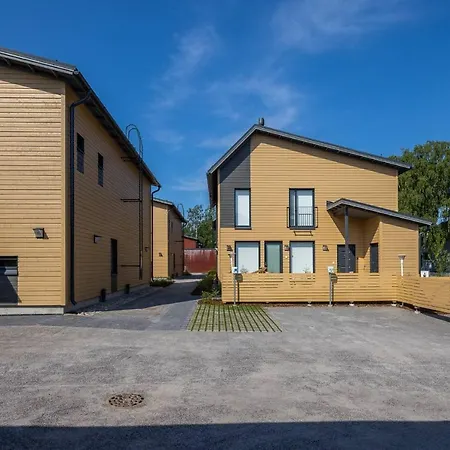 Private Room In The Shared Detached House. Vantaa Esterno foto