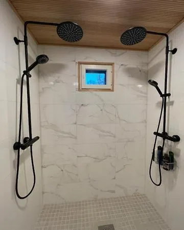 Private Room In The Shared Detached House. Vantaa Esterno foto