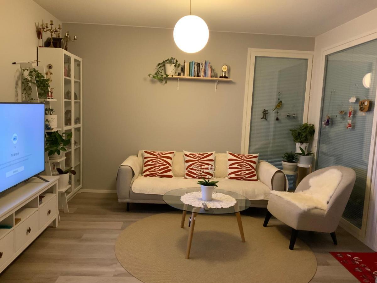 Private In The Shared Detached House. *