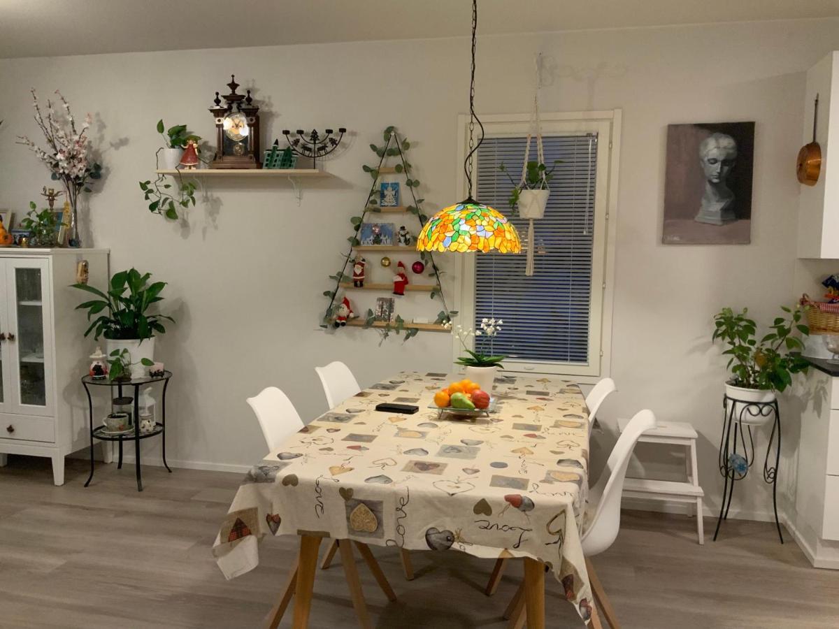 Private In The Shared Detached House. Вантаа